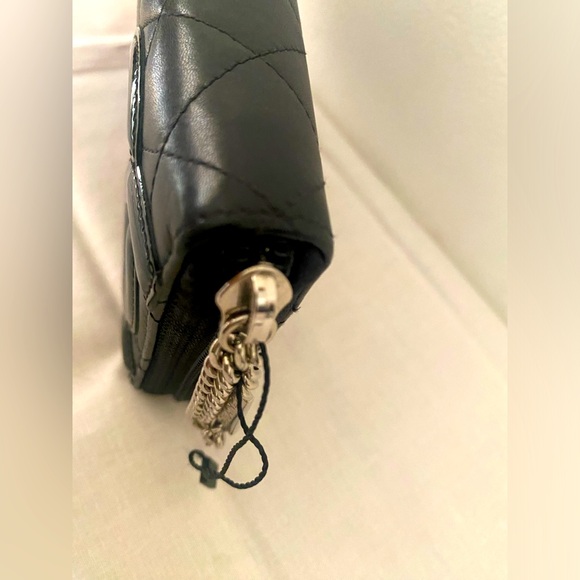 Chanel Cambon Calf Leather Zippy Wallet w/COA - Picture 8 of 17